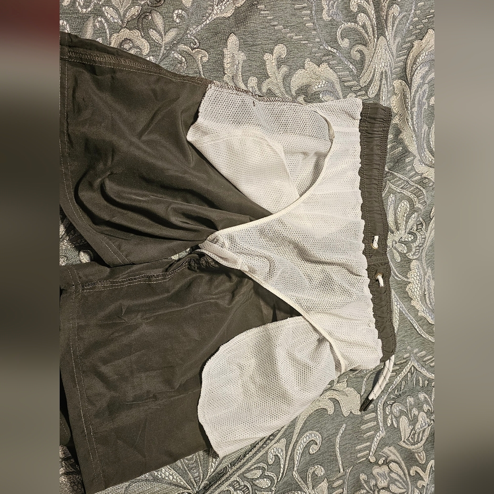 Tint GREEN Athletic Shorts - Picture 3 of 6